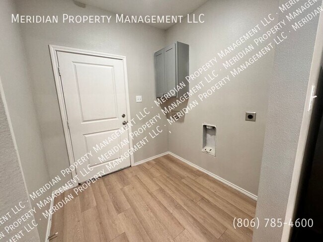 Building Photo - 5526 Itasca A