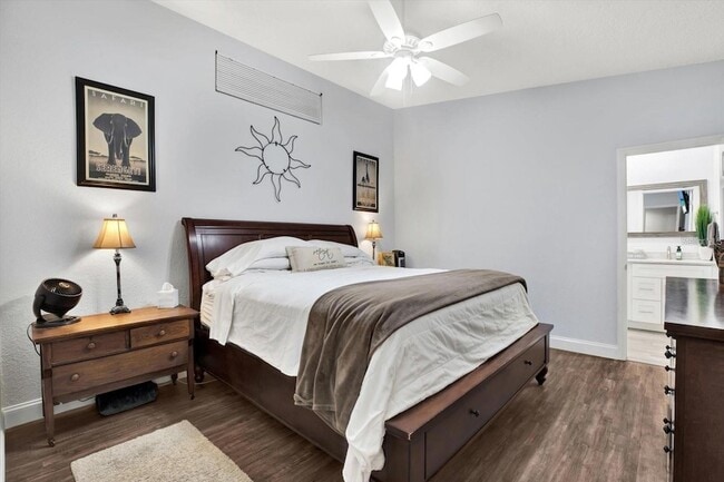 Building Photo - 6290 92nd Pl N