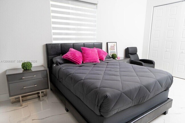 Building Photo - 17575 SW 280th St