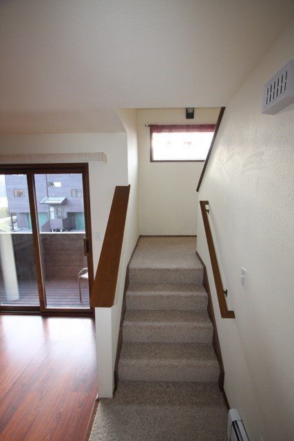 Building Photo - 2 Bedroom Condo in East Anchorage!