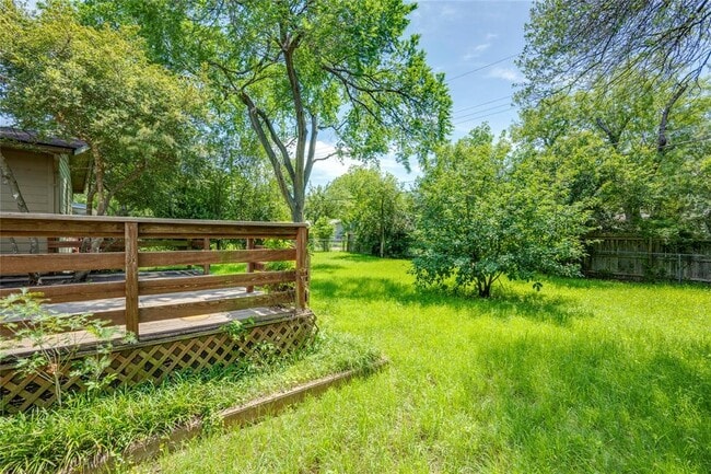 Building Photo - 8314 Polar Dr