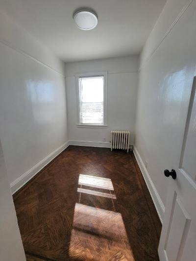 Building Photo - 51-56 47th Street Unit