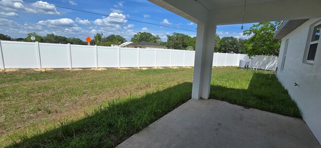 Building Photo - 14 Banyan Track Way