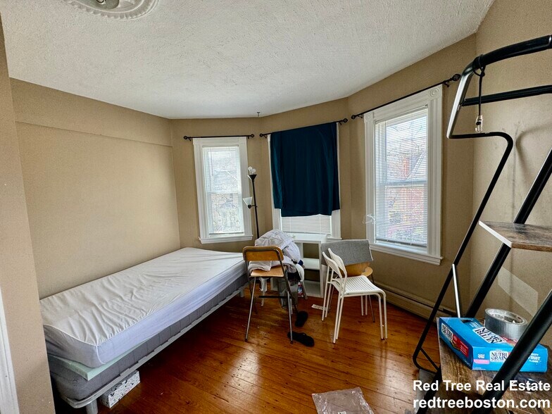 Building Photo - 254 Cypress St