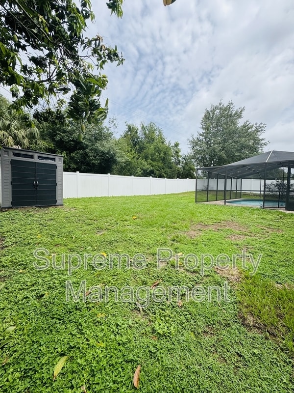 Building Photo - 2437 Bucknell Dr