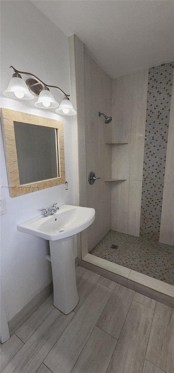 Building Photo - 200 NW 9th St