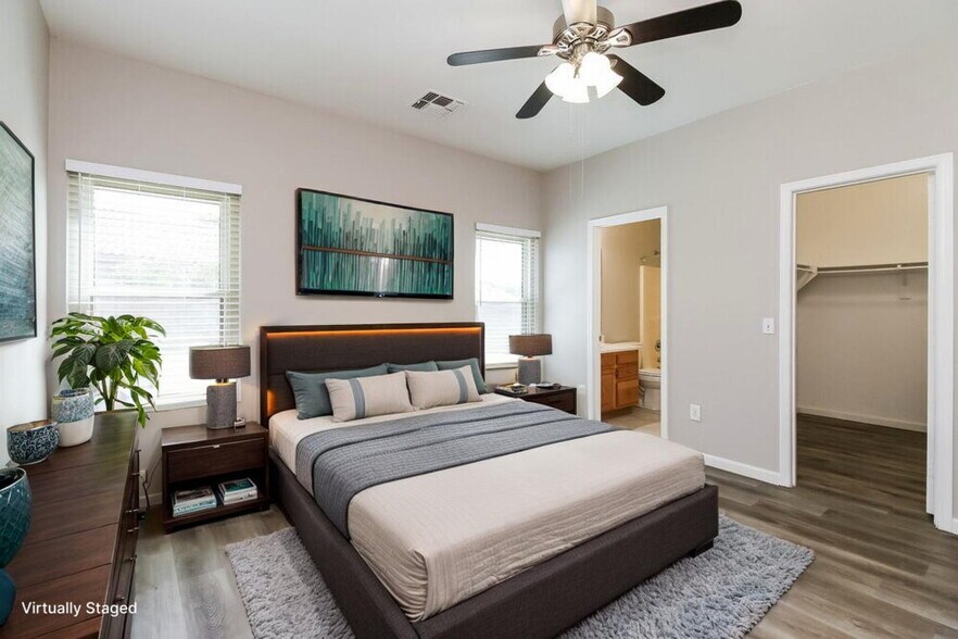 Building Photo - 231 S Valle Verde