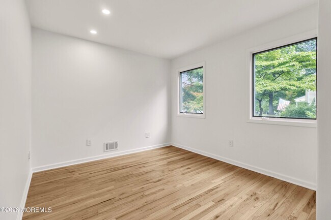 Building Photo - 14 Copperfield Ct