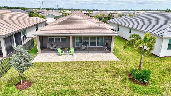 Building Photo - 11933 SW Coral Cove Pkwy