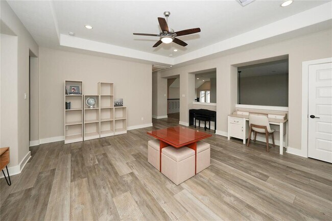 Building Photo - 413 Stratus View Ct