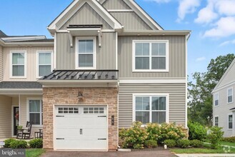 Building Photo - 66 Ironwood Dr