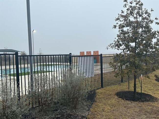 Building Photo - 346 Carmello