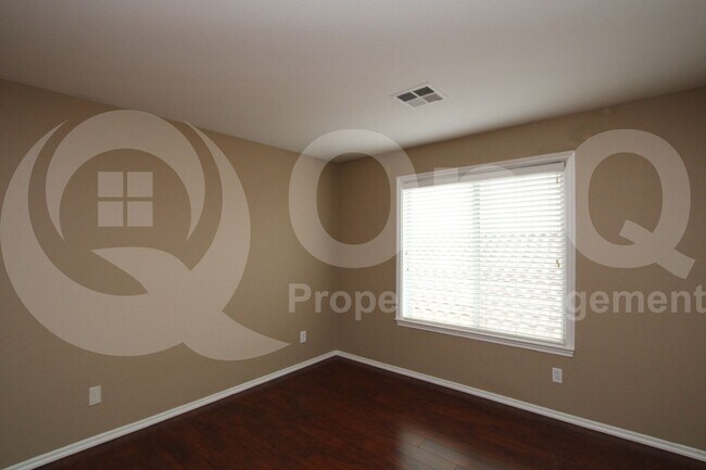 Building Photo - 2920 W Angel Way