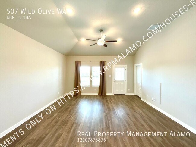 Building Photo - 507 Wild Olive Wy