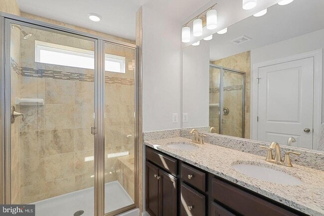 Building Photo - 7132 McHenry Mews