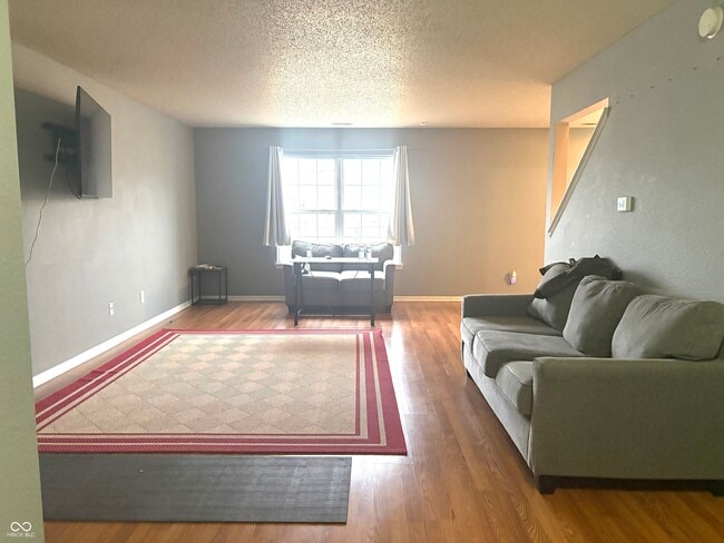 Building Photo - 8127 Maple Stream Blvd