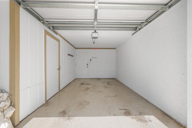 Building Photo - 909 S Ponce De Leon Blvd