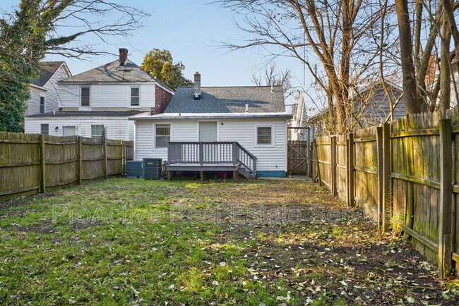 Building Photo - 1316 22nd St