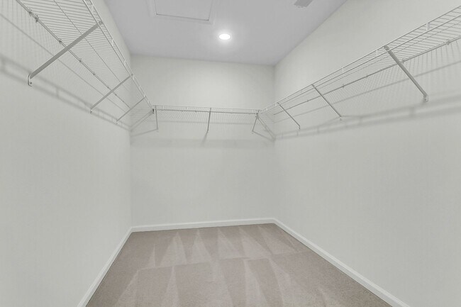 Building Photo - Move-In Ready Home in the Heart of Goose Creek