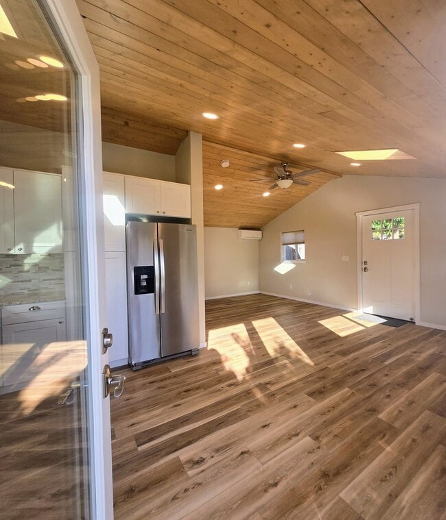 Building Photo - Newly Remodeled ADU for Rent in Port Towns...