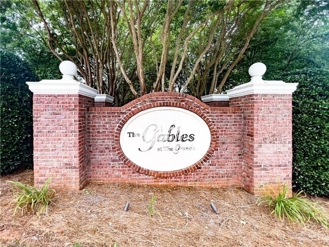 Building Photo - 5005 Bass Chapel Rd