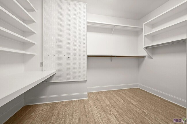 Building Photo - 19537 S Harrells Ferry Rd