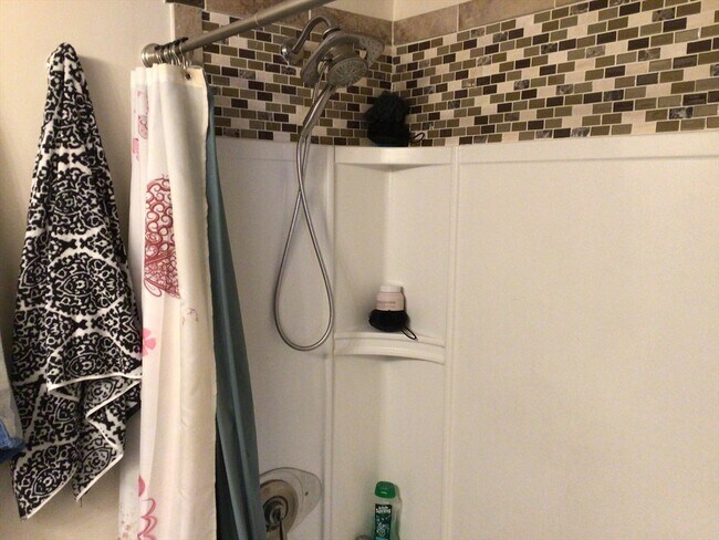 Building Photo - 15 Foundry St