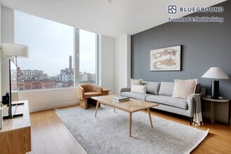 Building Photo - 311 W Illinois St