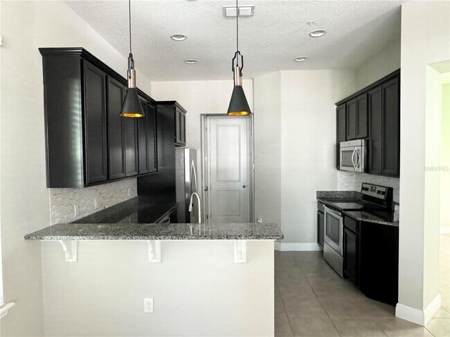 Building Photo - 9434 Trinana Cir