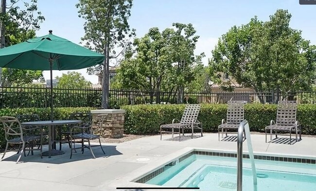 Building Photo - 1317 Corte Alemano