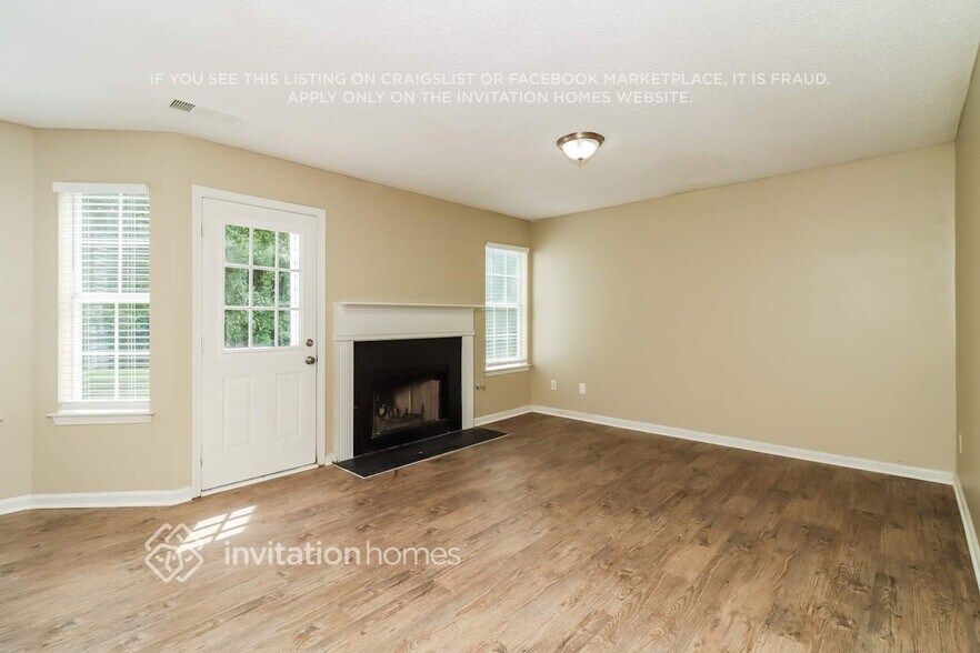 Building Photo - 6058 Pavestone Dr SW