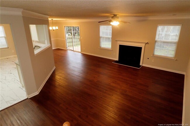 Building Photo - 100 Beverstone Dr