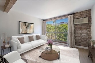 Building Photo - 1440 Veteran Ave