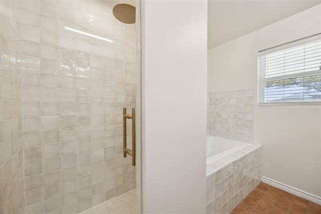 Building Photo - 3120 Chapel Downs Dr