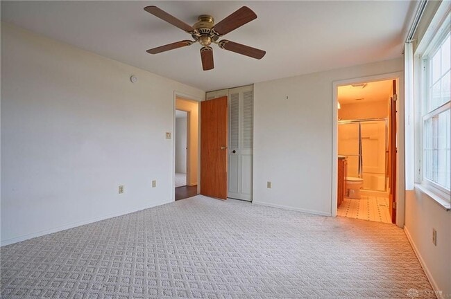 Building Photo - 4061 Forest Ridge Blvd
