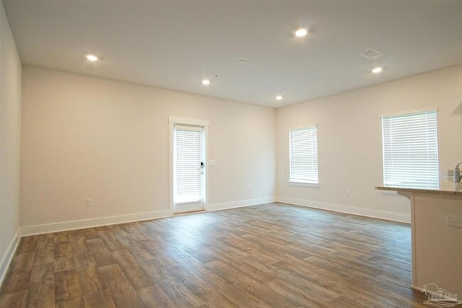 Building Photo - 8960 Brigade Trail