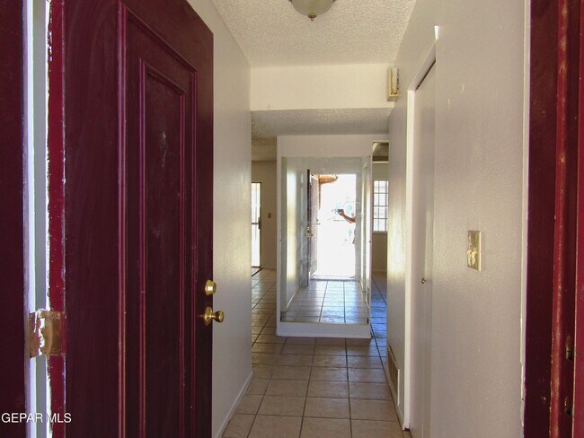 Building Photo - 1500 Babe Hiskey Ln