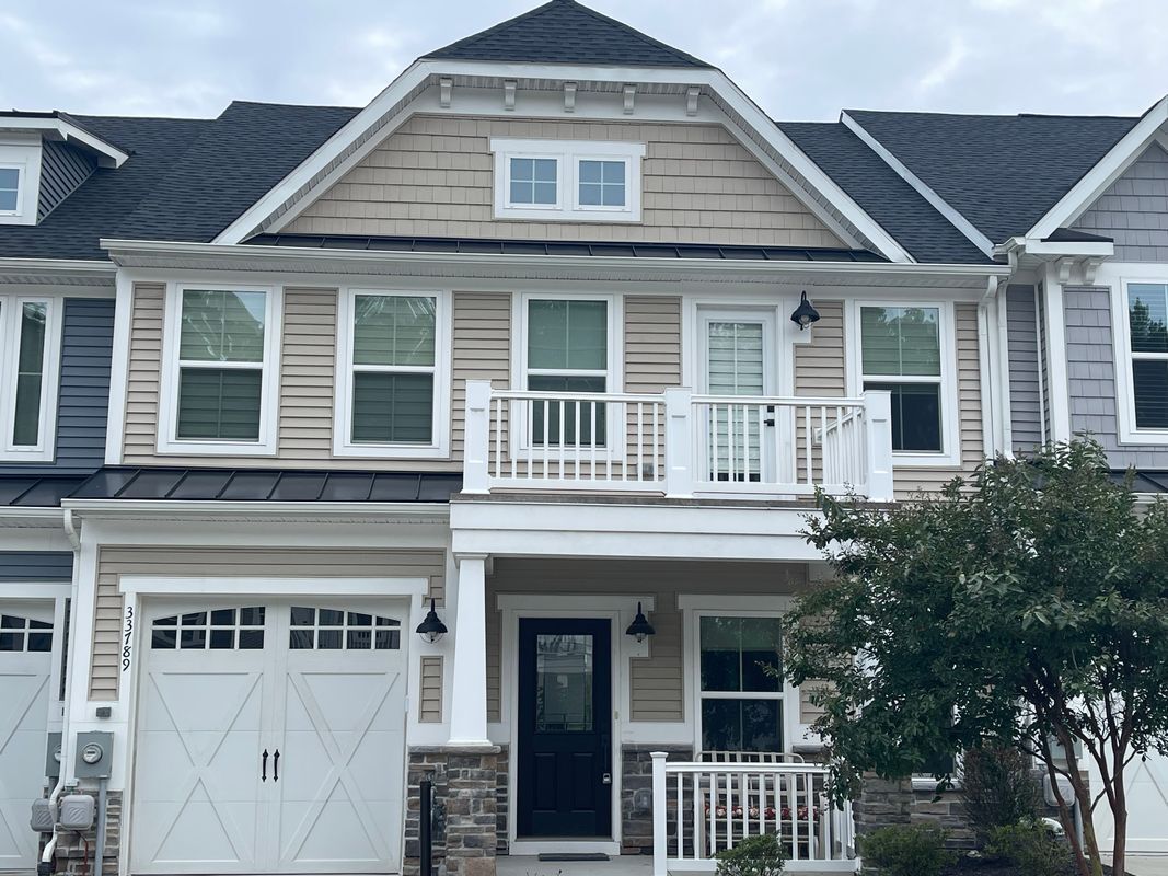 Building Photo - 33789 Freeport Dr