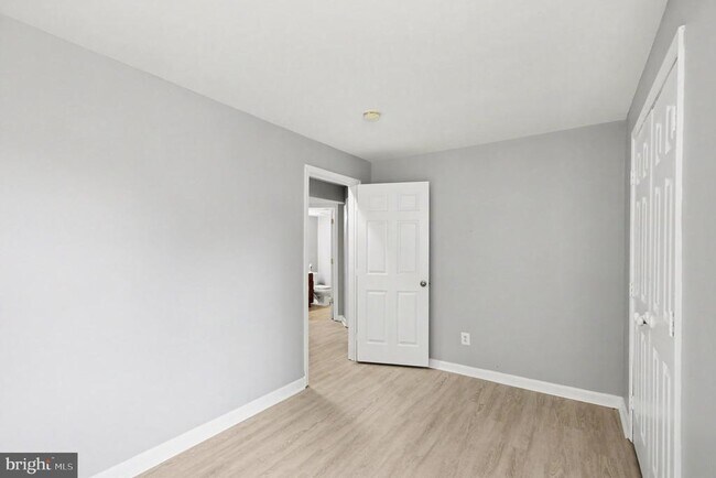 Building Photo - 91 Chaps Ln