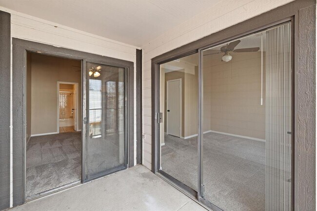 Building Photo - 203 E 31st St