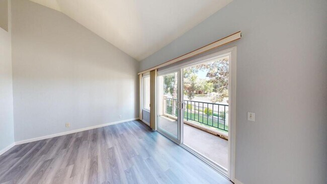 Building Photo - 7254 Shoreline Dr