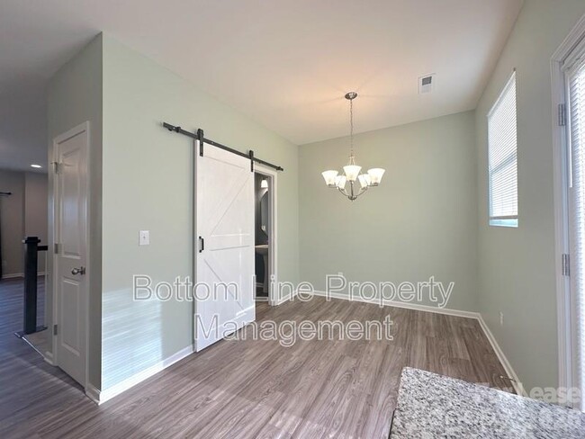 Building Photo - 14910 Meacham Farm Dr