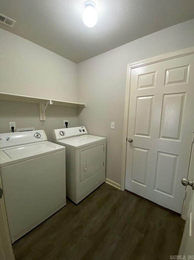 Building Photo - 2280 Centennial Valley Dr