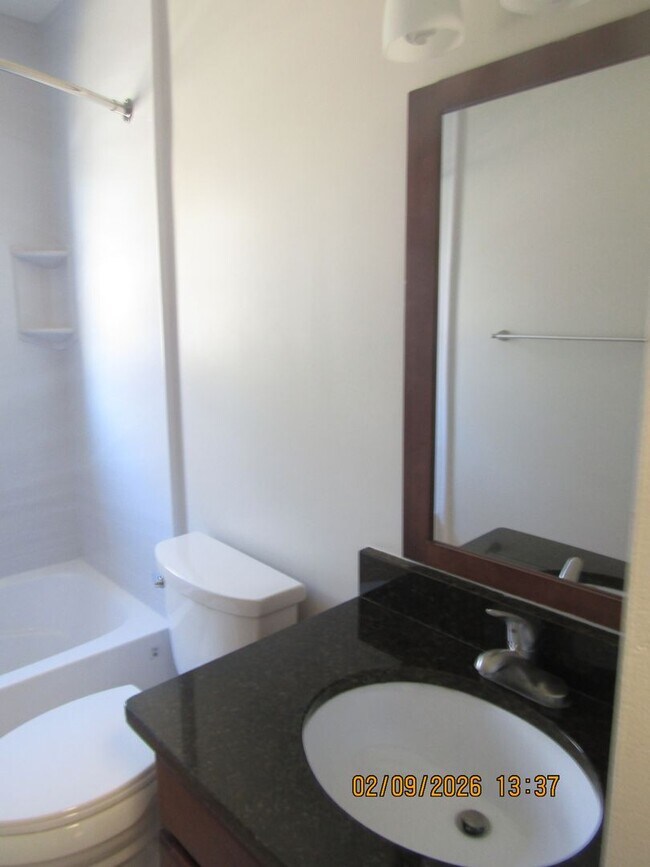 Building Photo - Lake Whitehurst