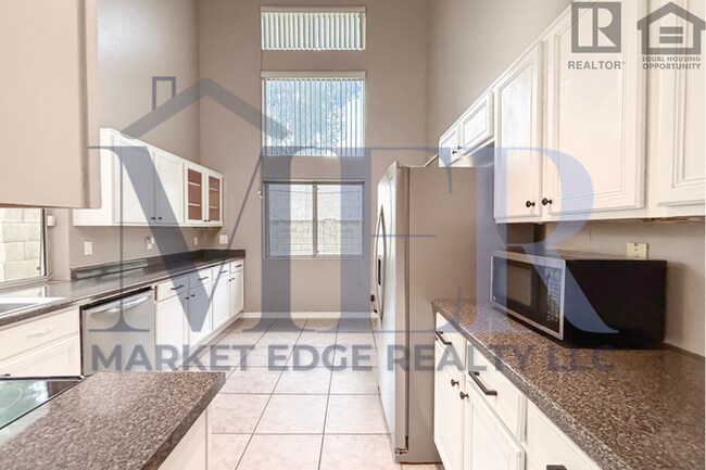 Building Photo - 3Bed/3Bath Home at Cave Creek/Greenway Rd!...