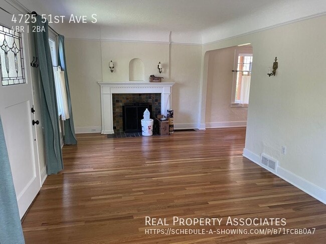 Building Photo - 4725 51st Ave S