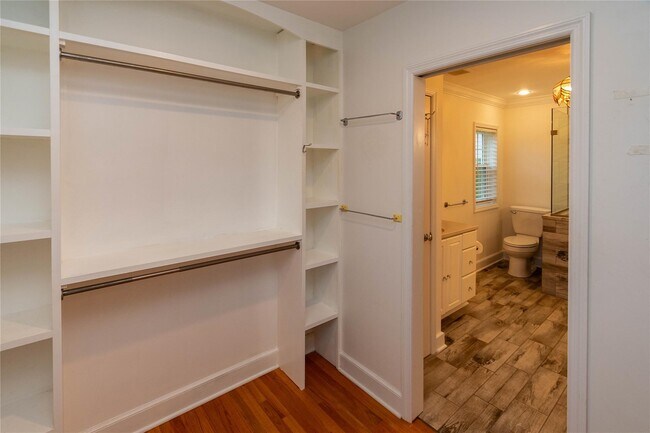 Building Photo - 37 Clover Hill Dr