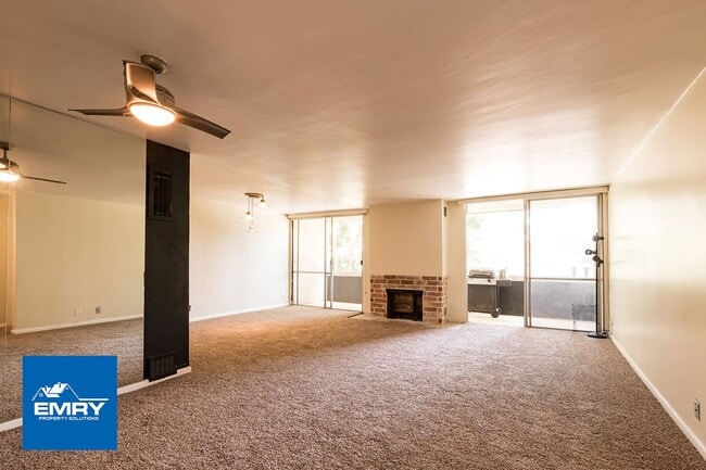 Primary Photo - Beautiful 2 Bedroom, 2 Bathroom Condo In C...