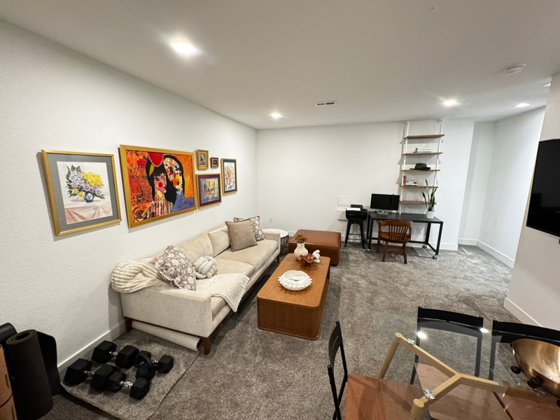 Building Photo - 2824 W Parkside Pl