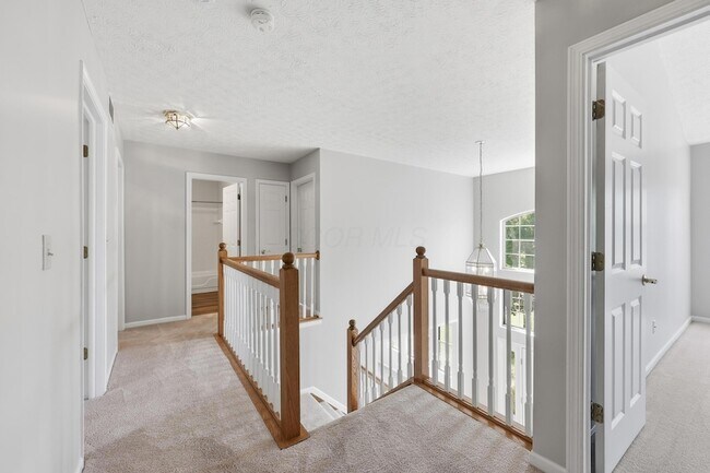 Building Photo - 6498 Ringsend Ct